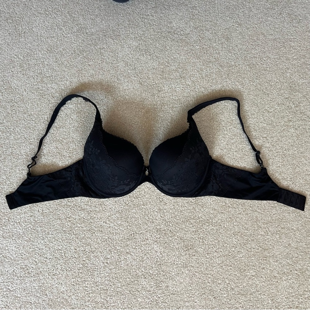 Body by Victoria's Secret Perfect Shape Lace Bra